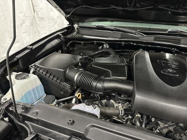 Photo of 2021 Midnight Black Metallic Toyota Tacoma