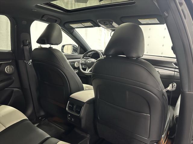 Photo of 2022 Mineral Black INFINITI QX55