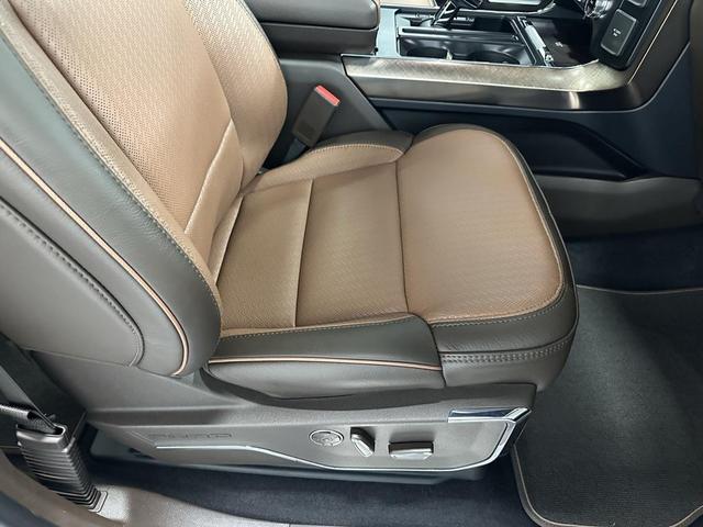 Photo of 2024 Agate Black Metallic Ford F-150
