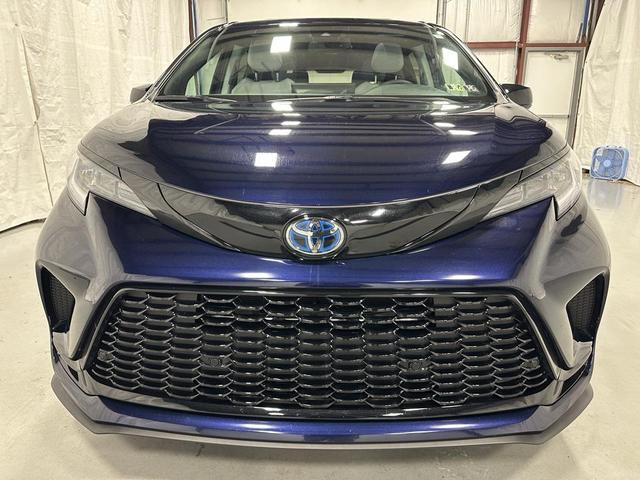 Photo of 2025 Blueprint Toyota Sienna