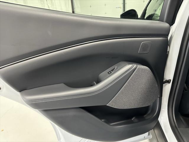 Photo of 2023 Space White Metallic Ford Mustang Mach-E