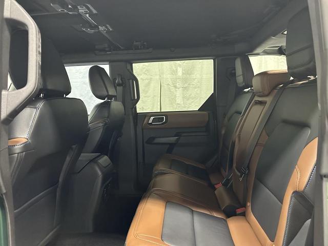 Photo of 2024 Eruption Green Metallic Ford Bronco