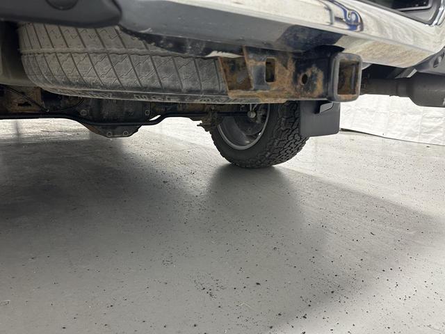 Photo of 2021 Bright White Clearcoat RAM 1500