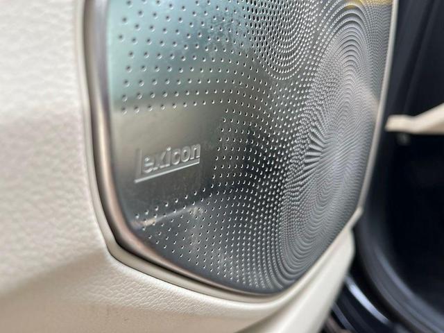 Photo of 2017 Caspian Black Genesis G90