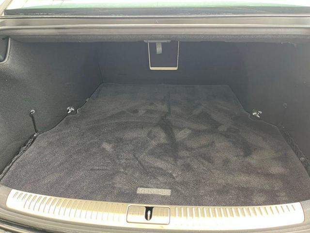 Photo of 2017 Caspian Black Genesis G90