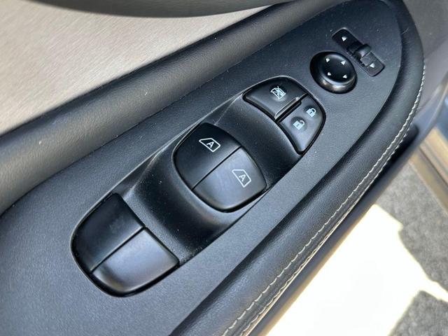 Photo of 2023 Gun Metallic Nissan Murano