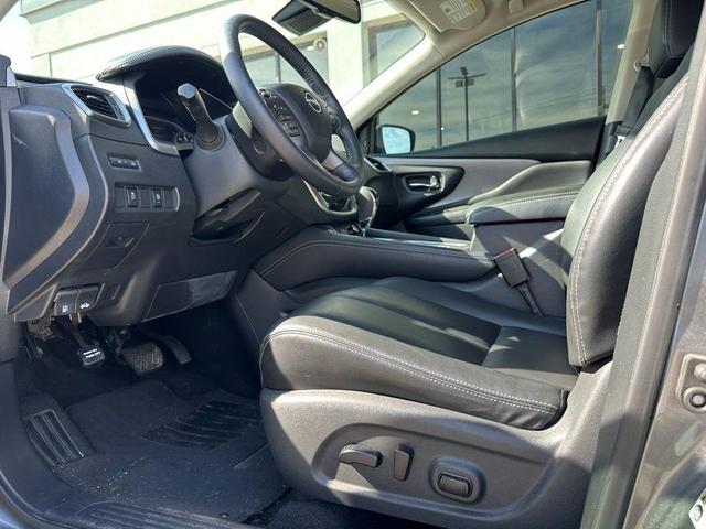 Photo of 2023 Gun Metallic Nissan Murano