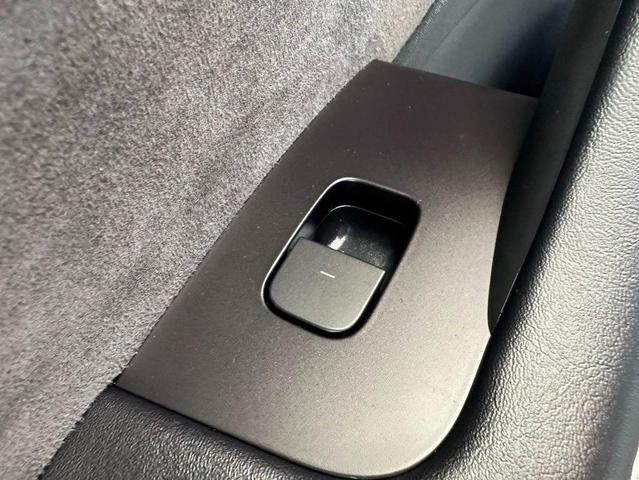 Photo of 2023 Gray Tesla Model 3