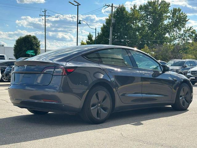Photo of 2023 Gray Tesla Model 3