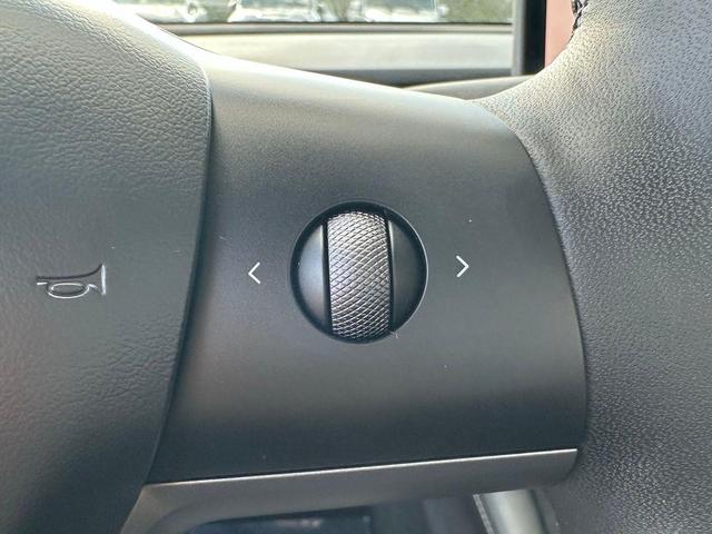 Photo of 2023 Gray Tesla Model 3