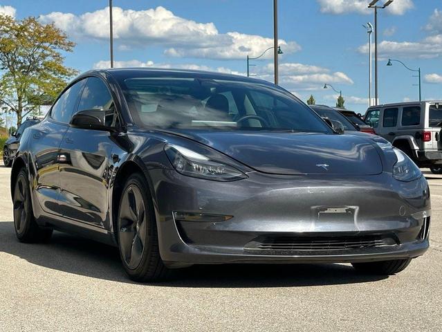 Photo of 2023 Gray Tesla Model 3