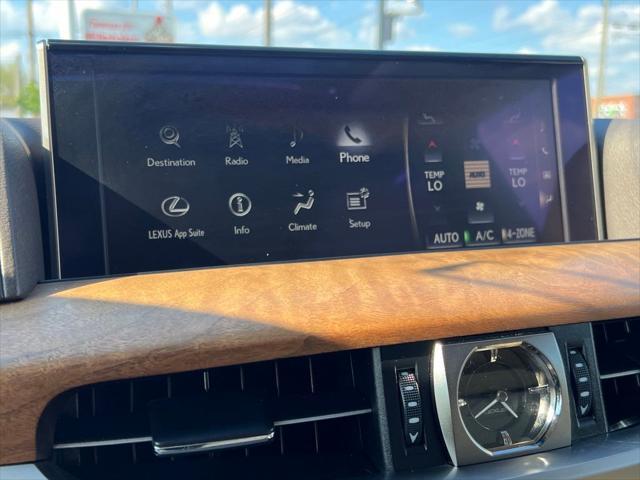 Photo of 2021 Black Onyx Lexus LX 570