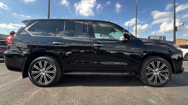 Photo of 2021 Black Onyx Lexus LX 570