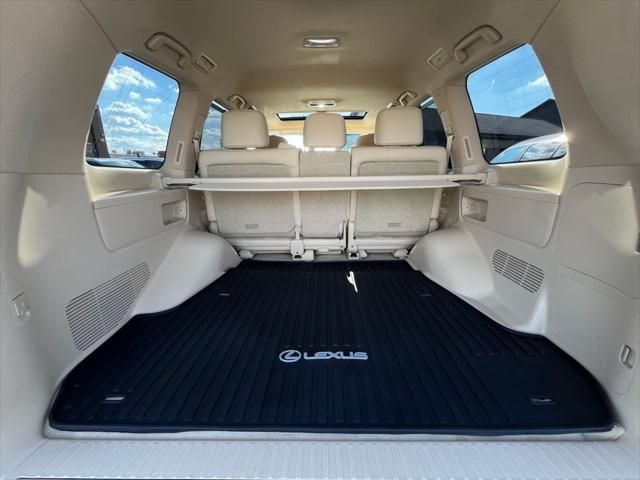 Photo of 2021 Black Onyx Lexus LX 570