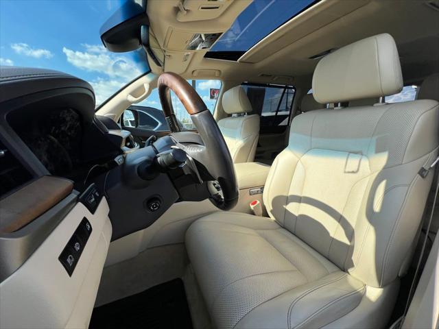 Photo of 2021 Black Onyx Lexus LX 570