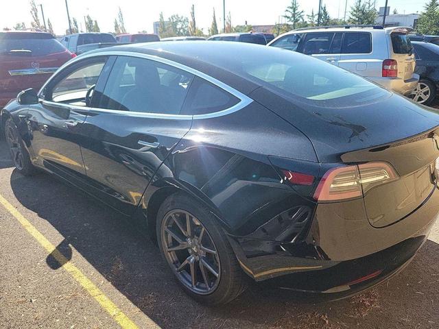 Photo of 2018 Black Tesla Model 3