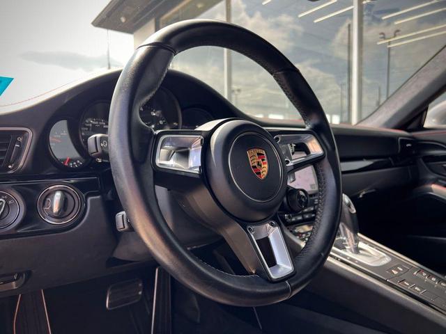 Photo of 2019 Jet Black Metallic Porsche 911