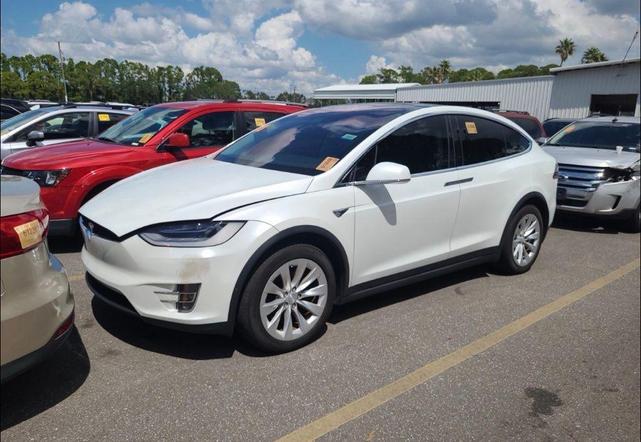 Photo of 2019 Pearl White Multi-Coat Tesla Model X