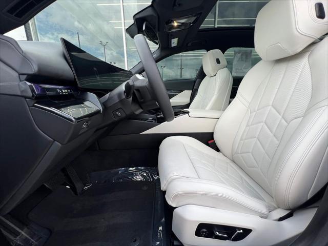 Photo of 2024 Mineral White Metallic BMW i5