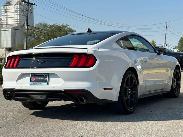 Photo of 2020 Oxford White Ford Mustang
