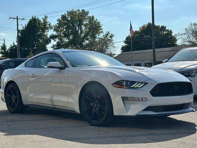 Photo of 2020 Oxford White Ford Mustang