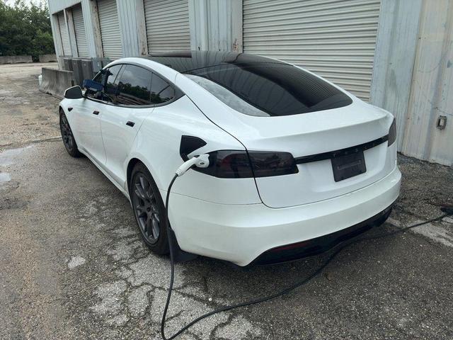 Photo of 2023 Pearl White Multi-Coat Tesla Model S