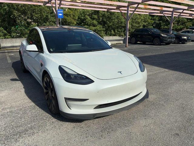 Photo of 2022 Pearl White Multi-Coat Tesla Model 3