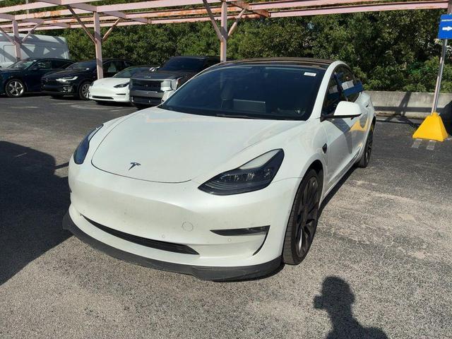 Photo of 2022 Pearl White Multi-Coat Tesla Model 3