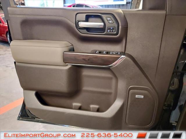 Photo of 2020 Onyx Black GMC Sierra 1500