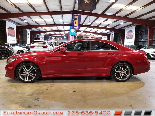 Photo of 2015 Designo Cardinal Red Metallic (996) Mercedes-Benz CLS-Class