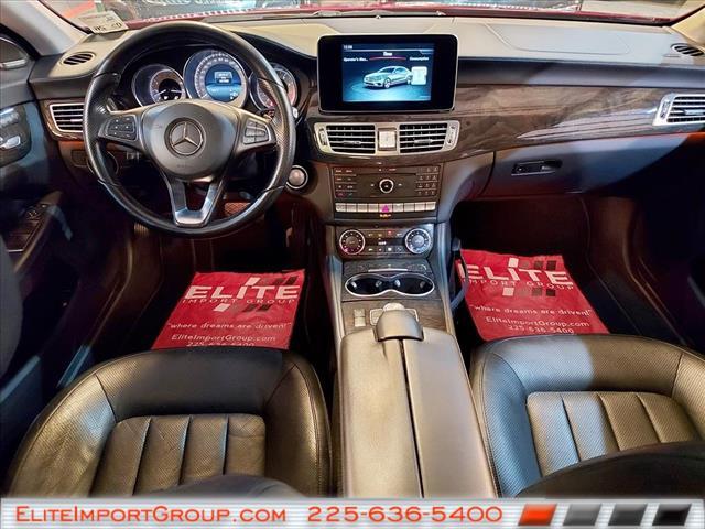 Photo of 2015 Designo Cardinal Red Metallic (996) Mercedes-Benz CLS-Class