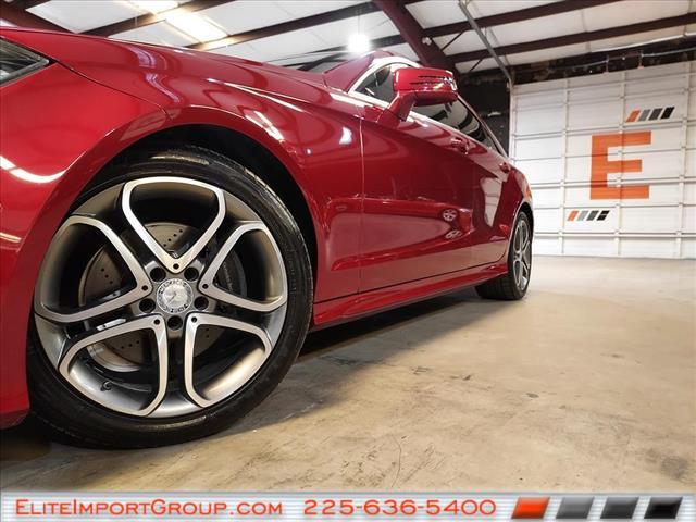 Photo of 2015 Designo Cardinal Red Metallic (996) Mercedes-Benz CLS-Class
