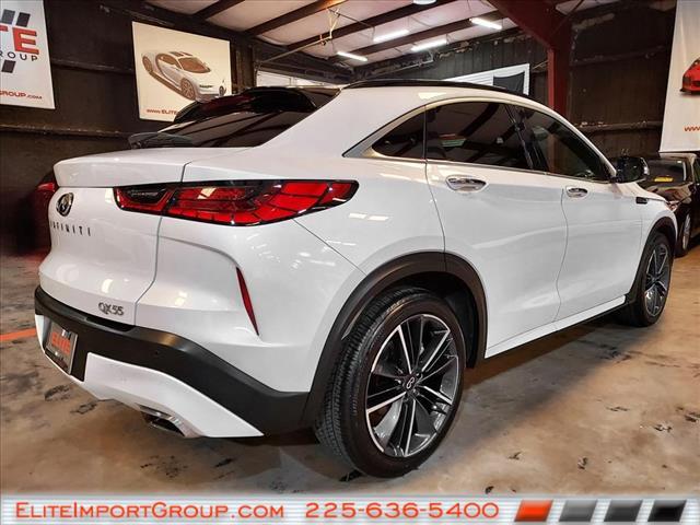 Photo of 2025 Radiant White INFINITI QX55
