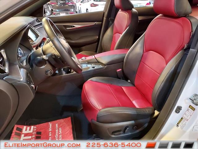 Photo of 2025 Radiant White INFINITI QX55