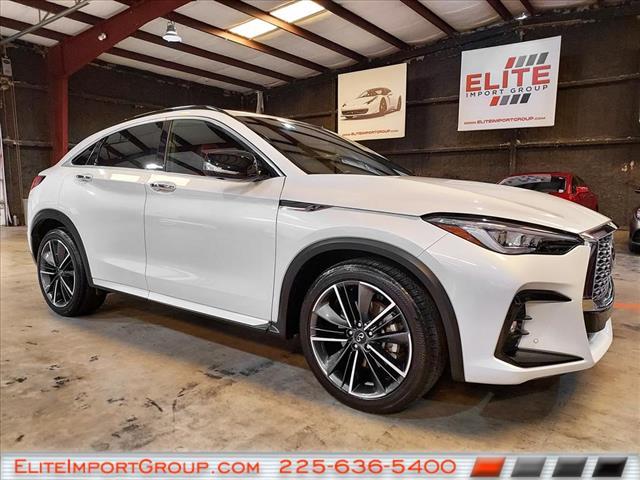 Photo of 2025 Radiant White INFINITI QX55