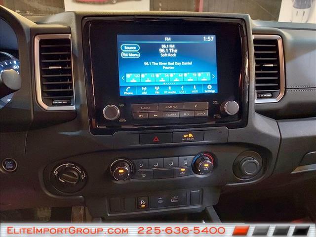 Photo of 2022 Cardinal Red Tricoat Nissan Frontier