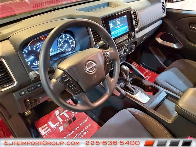 Photo of 2022 Cardinal Red Tricoat Nissan Frontier