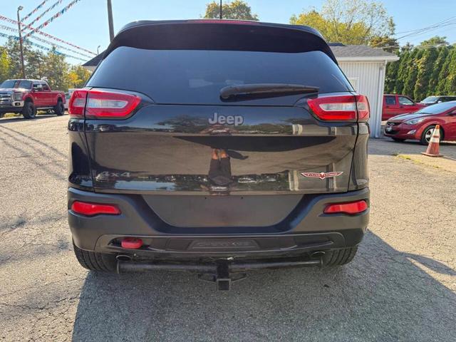 Photo of 2014 Black Jeep Cherokee
