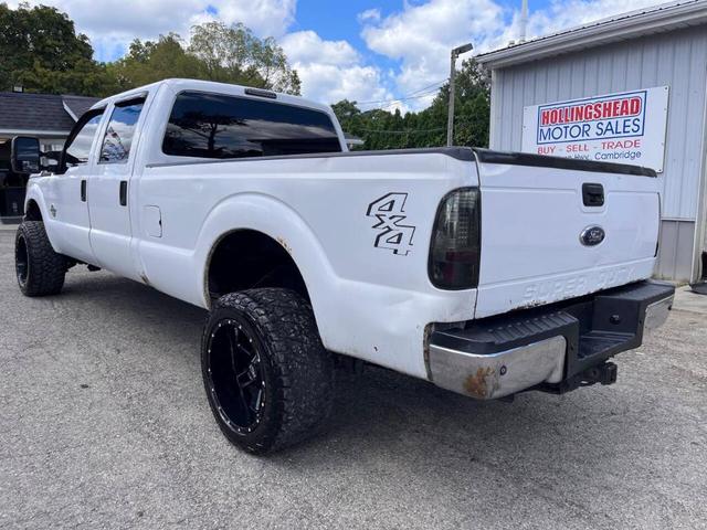 Photo of 2015 White Ford F-350
