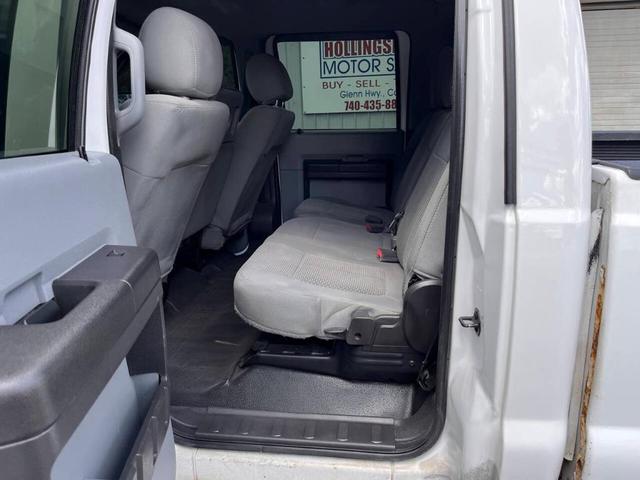 Photo of 2015 White Ford F-350
