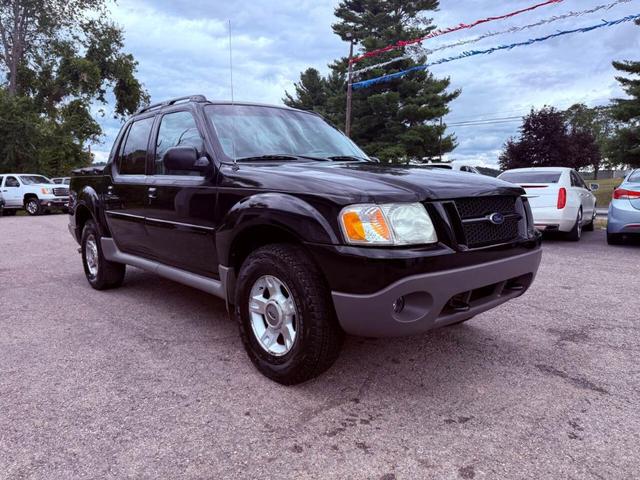 Photo of 2003 Black Ford Explorer Sport Trac