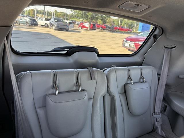 Photo of 2013 Magnetic Gray Metallic Toyota Highlander