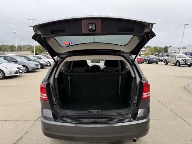 Photo of 2018 Granite Pearlcoat Dodge Journey