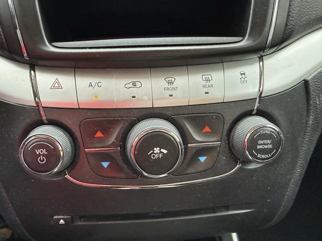 Photo of 2018 Granite Pearlcoat Dodge Journey