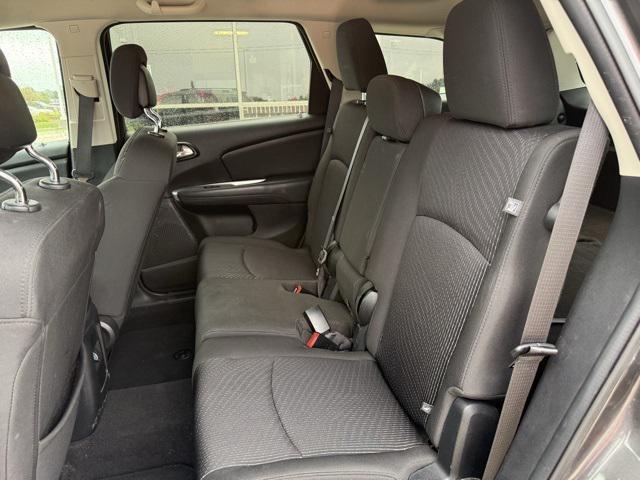 Photo of 2018 Granite Pearlcoat Dodge Journey