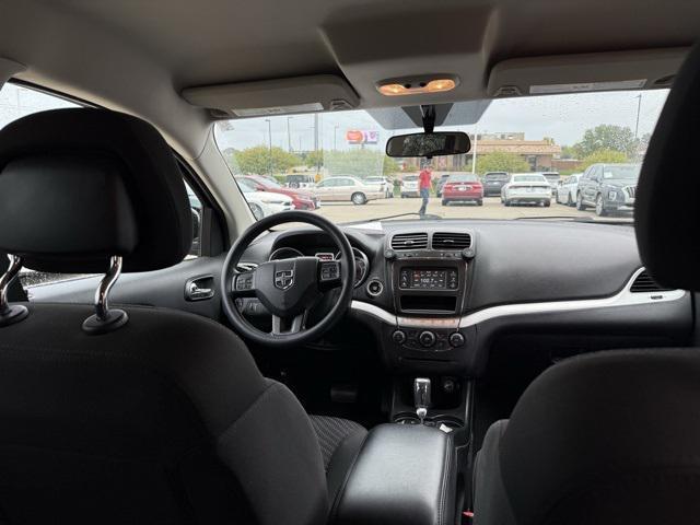 Photo of 2018 Granite Pearlcoat Dodge Journey