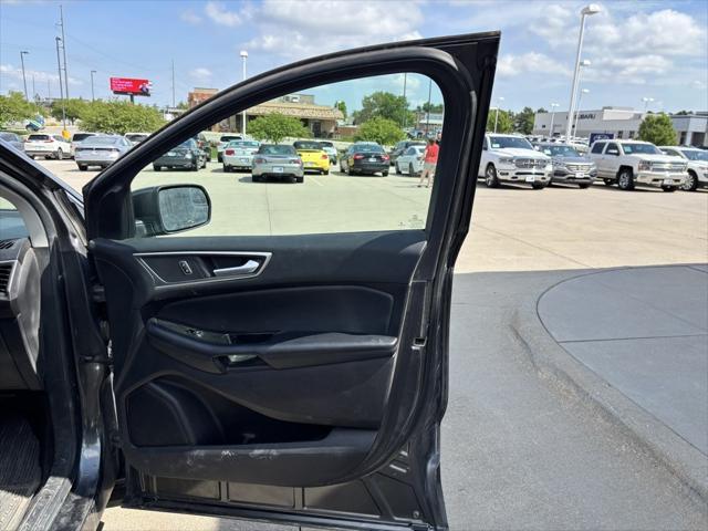 Photo of 2018 Magnetic Ford Edge