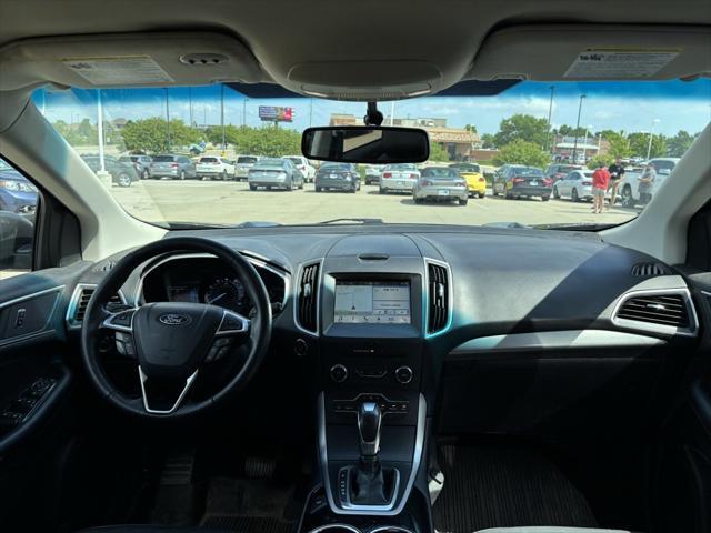 Photo of 2018 Magnetic Ford Edge