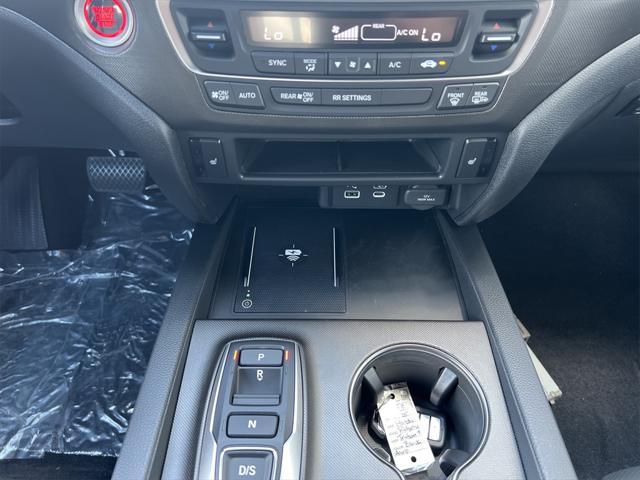 Photo of 2025 Crystal Black Pearl Honda Ridgeline