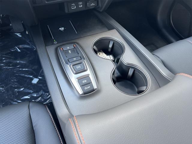 Photo of 2025 Crystal Black Pearl Honda Ridgeline